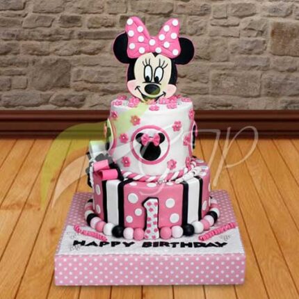 Minnie Mouse Cake 1