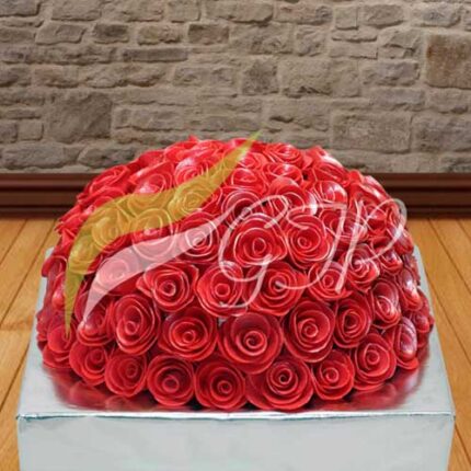 Red Roses Cake